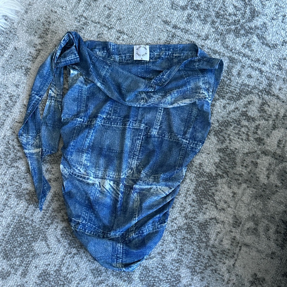 With Jean Indigo Denim-Style Top